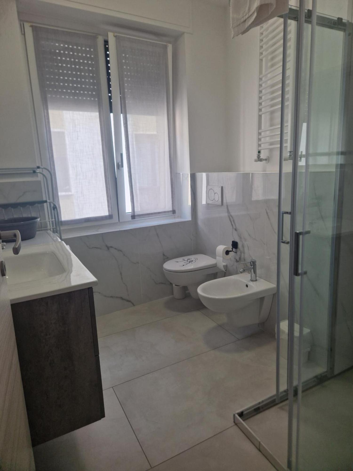 Apartamento Enissa Cislago Exterior foto